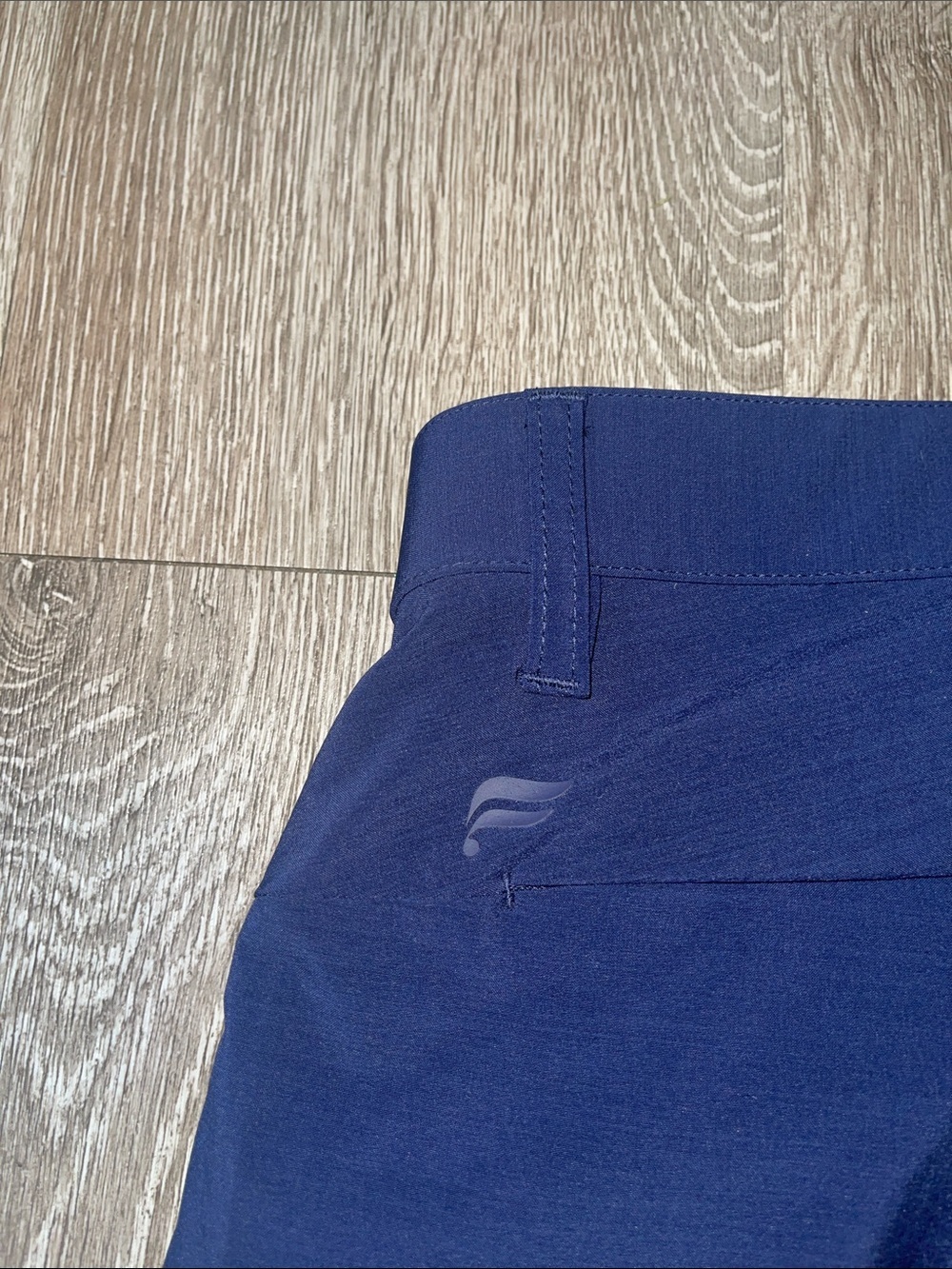 New Fabletics The Only Pant navy blue stretch large water and wrinkle resistant - Picture 7 of 7
